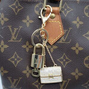 Louis Vuitton Lock Key with Unbranded Bagcharm Keychain